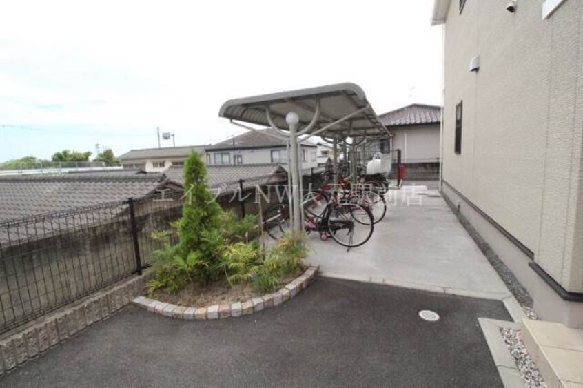 駐輪場 ラ・ベルコリーヌＡ