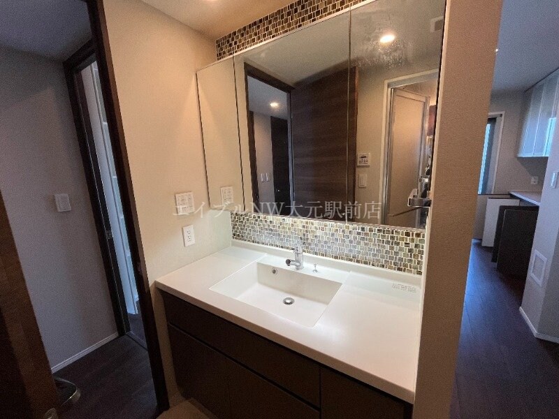  パークホームズ内山下イーステージ