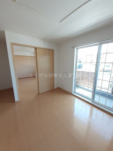  サンメゾン津高