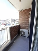  サンメゾン津高