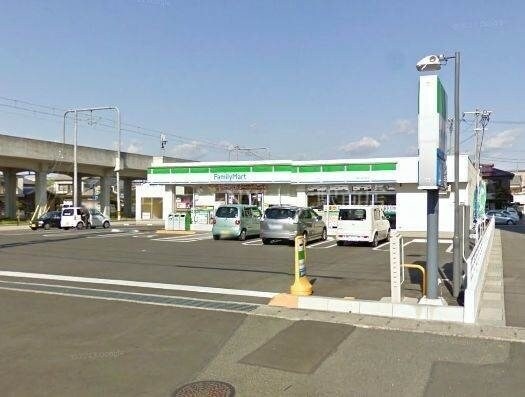 ファミリーマート岡山西古松店(コンビニ)まで275m アーバン21