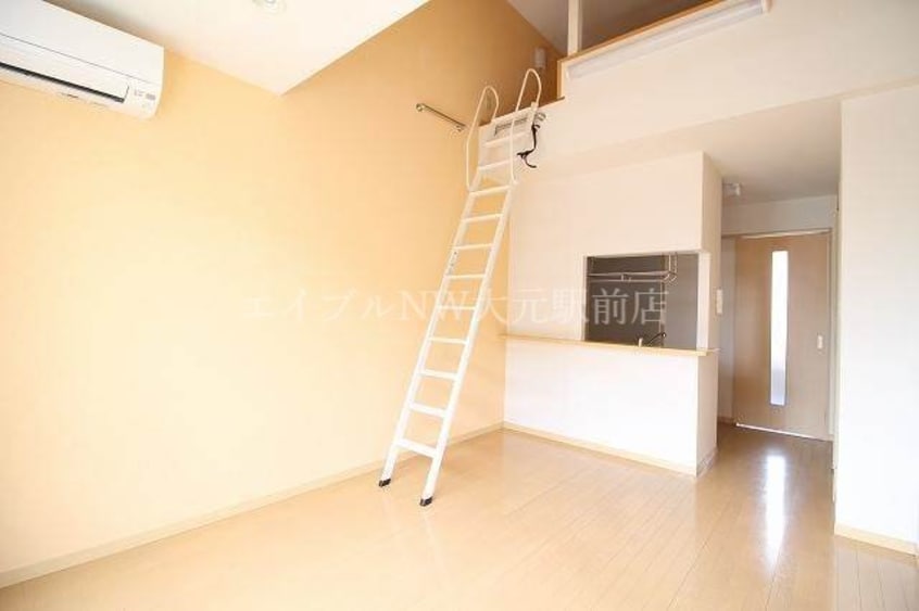  ラパルテール奉還町壱番館