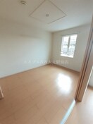  アンヴィーニュ