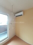  アンヴィーニュ