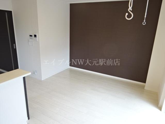 リビング ディアコート下伊福