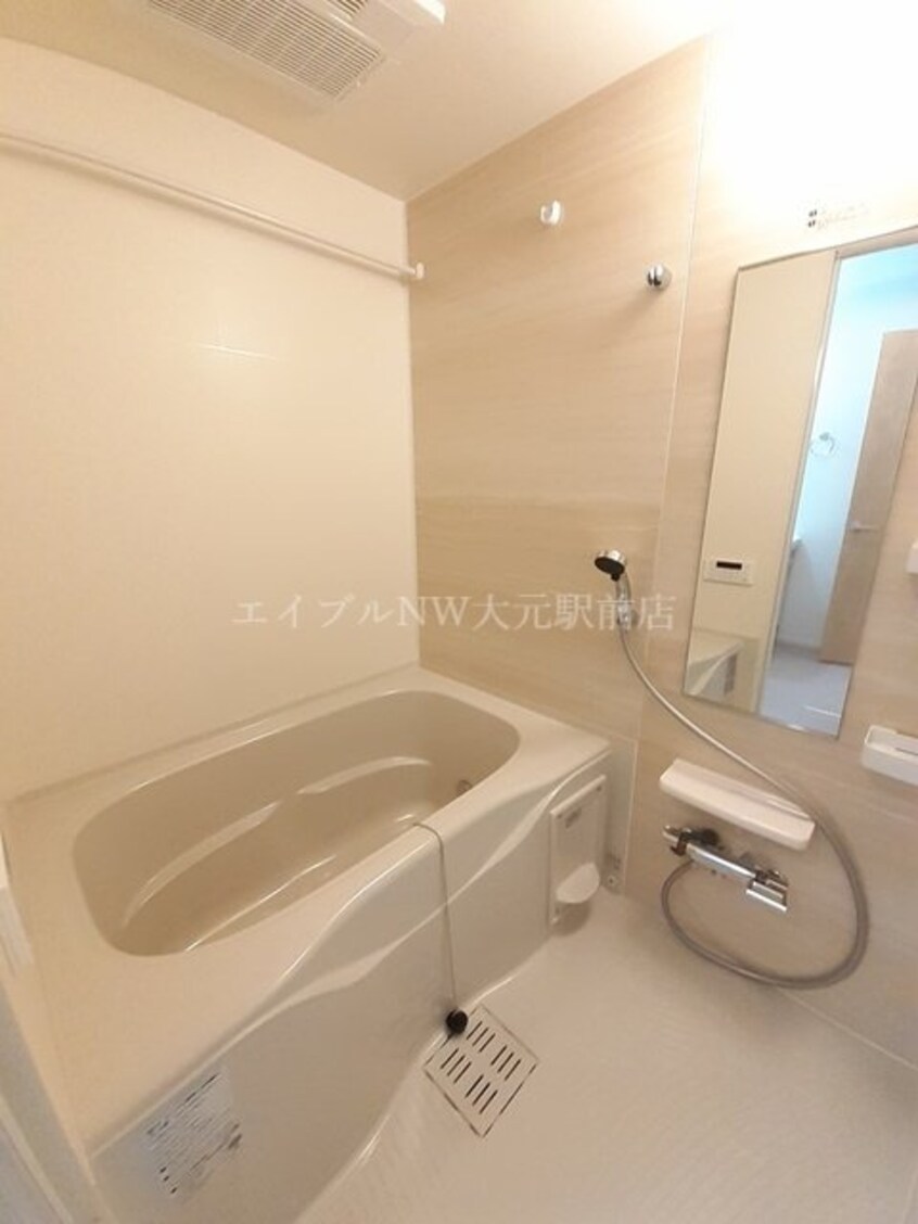  サンシャインヒルズ