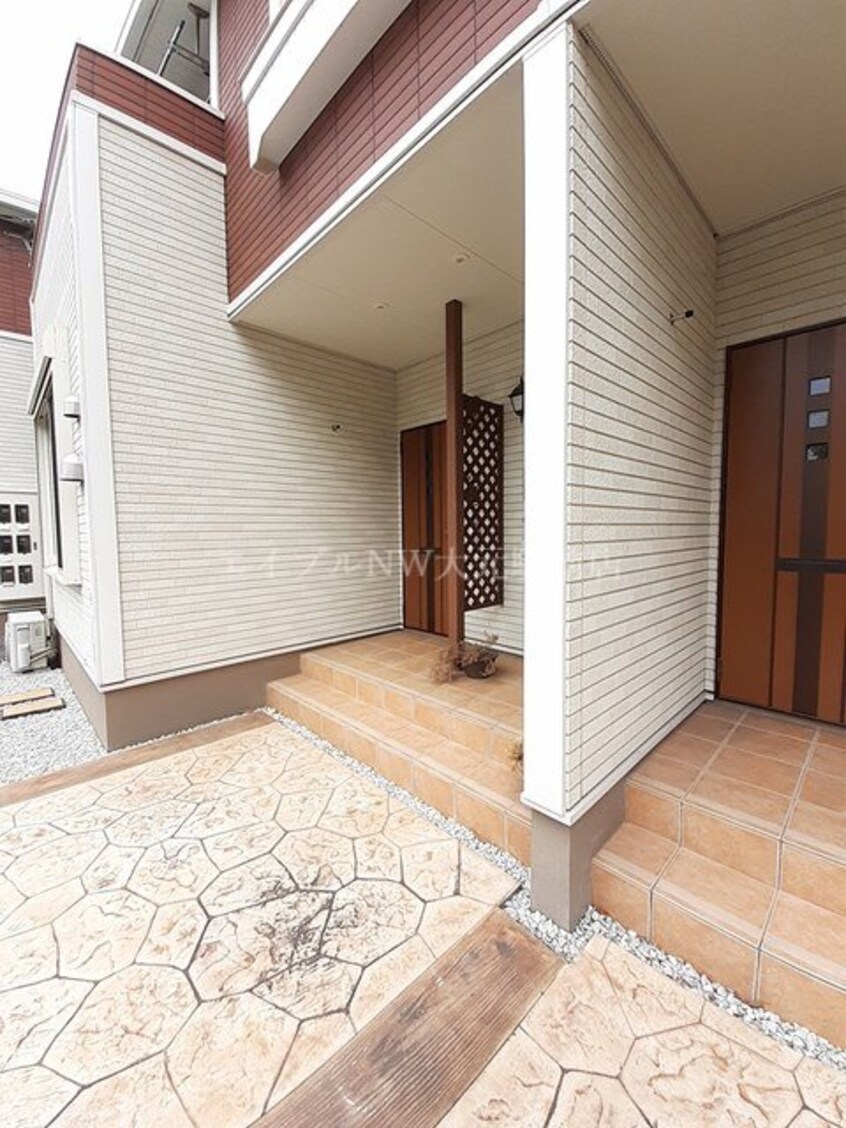  グランド・ルミエール郡Ｂ