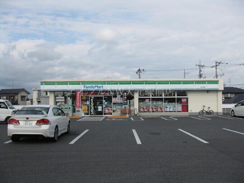 ファミリーマート岡山庭瀬店(コンビニ)まで418m cocoru庭瀬