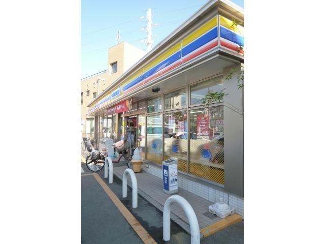 ミニストップ東和2丁目店(コンビニ)まで408m フラワーシティ