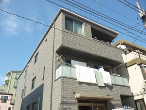 ルネスカメアリ