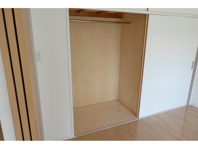  ラポール中川