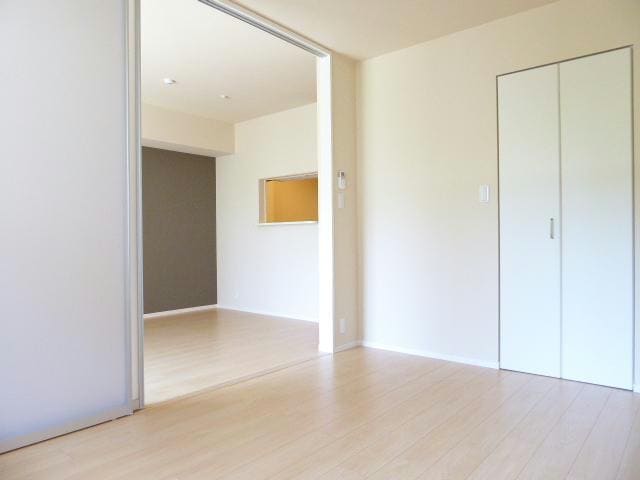  Ｌａｕｓａｎｎｅ