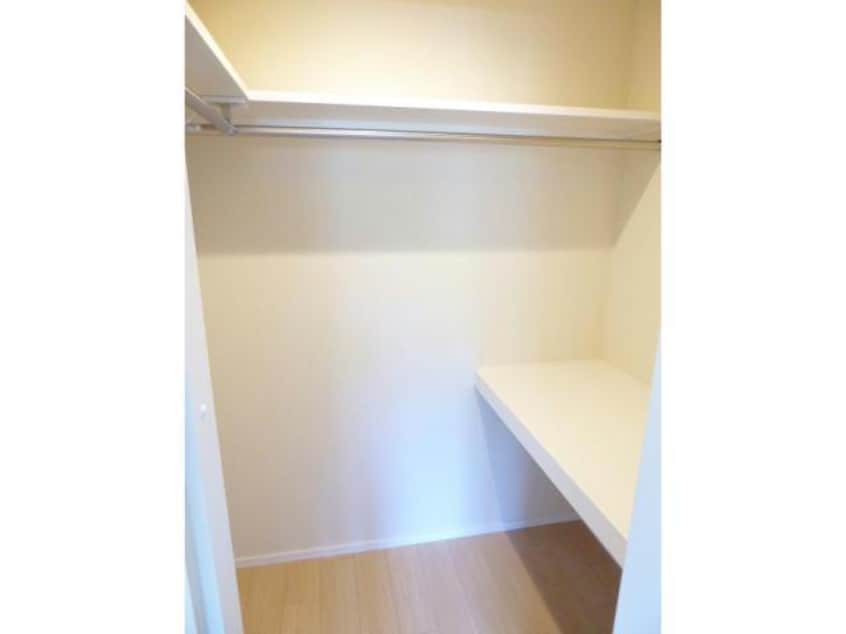  Ｌａｕｓａｎｎｅ