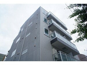 b`CASA Ayase