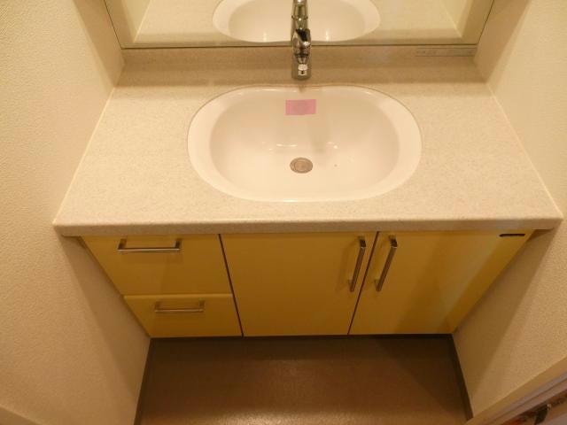  サンセリテ鞠子