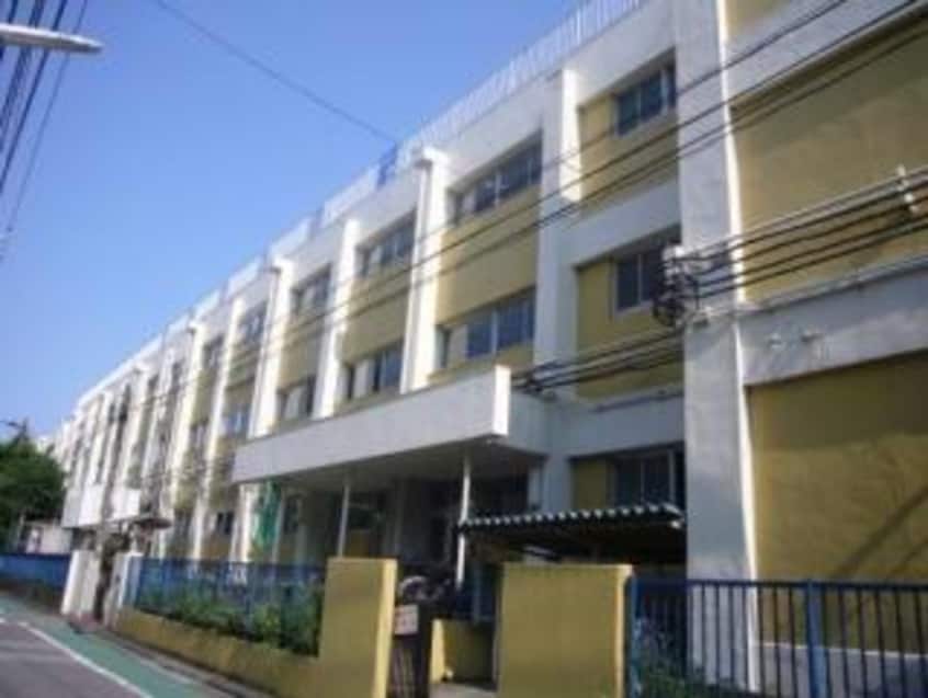 葛飾区立道上小学校(小学校)まで370m サンセリテ鞠子