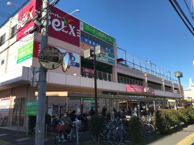 ベルクス足立加平店(スーパー)まで838m Garden Avenue Kita-Ayase
