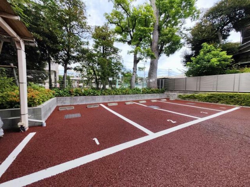  ライジングプレイス綾瀬