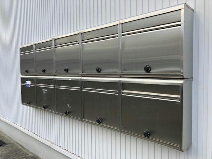  ＭＩＮＡ　ＮＩＪＵＫＵ