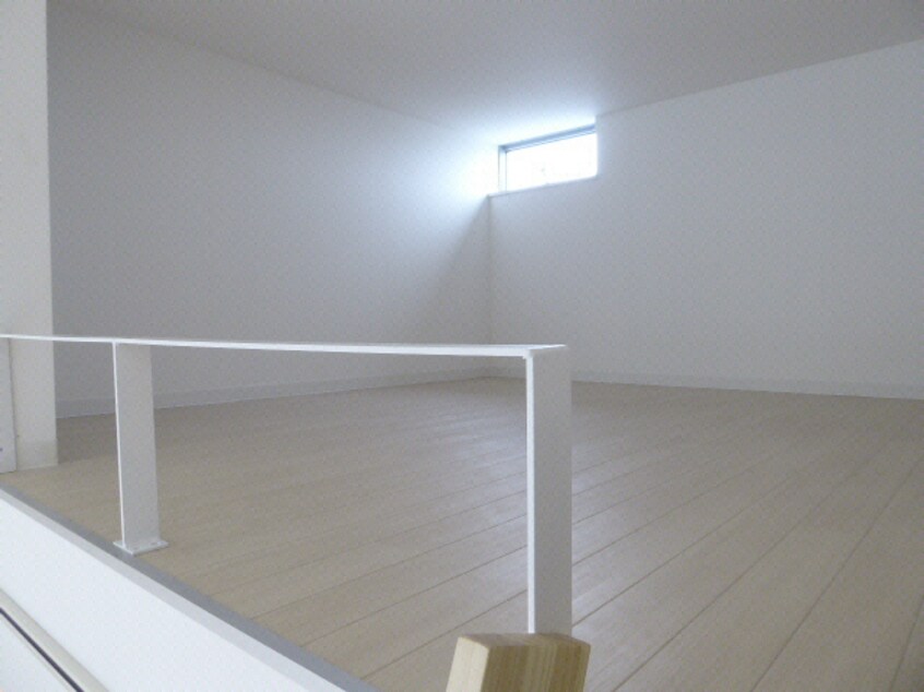  ＭＩＮＡ　ＮＩＪＵＫＵ