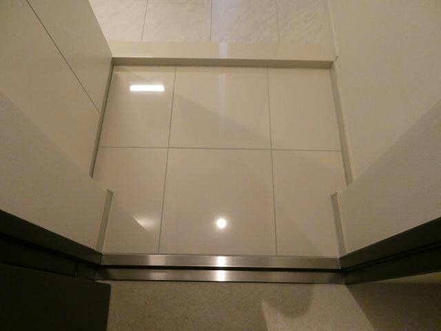  エストゥルース亀有