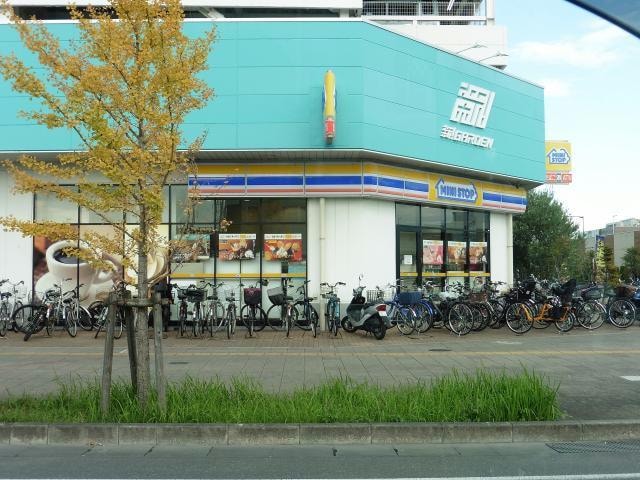 ミニストップ新ガーデン八潮店(コンビニ)まで202m グランコート