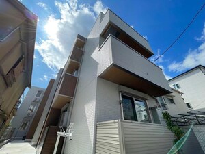 アヴァンス青井