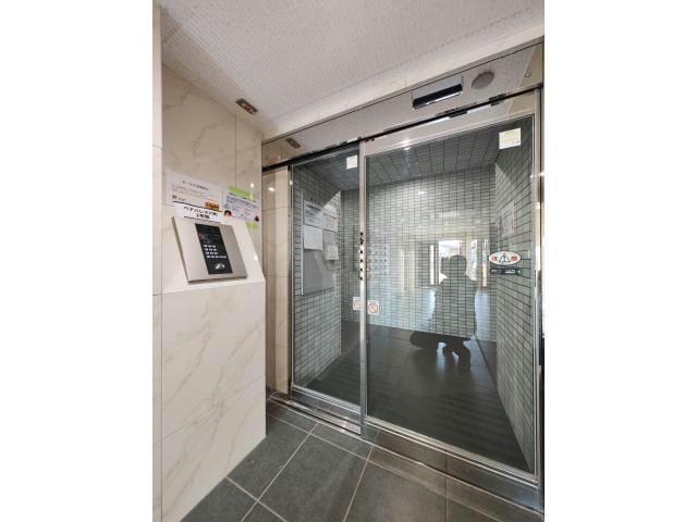  ペアパレス六町2号館