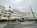 足立区立第七中学校(中学校/中等教育学校)まで759m 東武西新井第一サンライトマンション