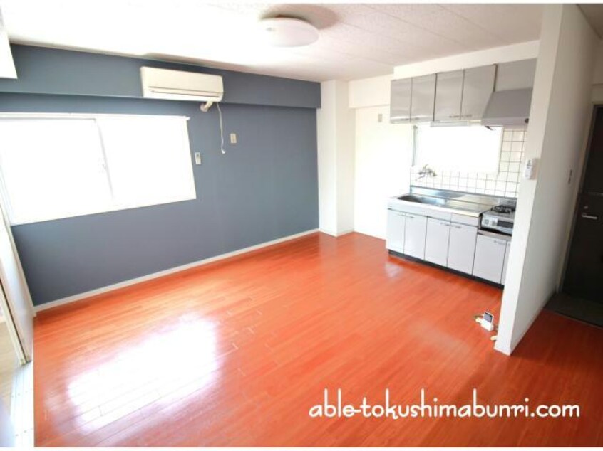  ベルヌーブ北浜ハイツ