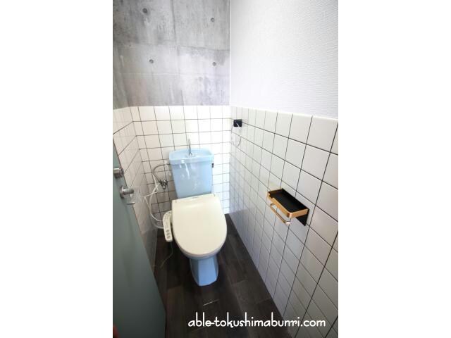  ベルヌーブ北浜ハイツ