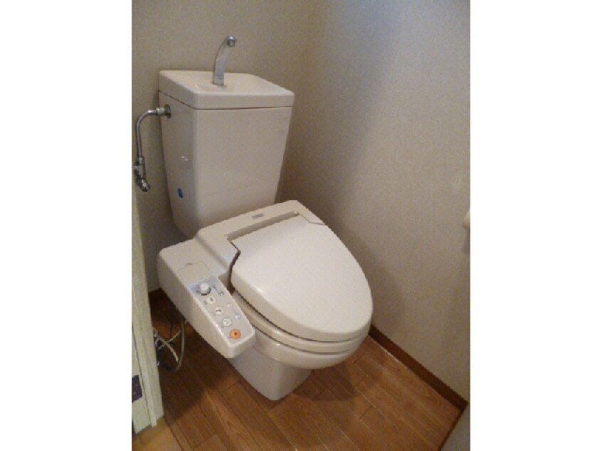 トイレ ビクトリーハイツ新港