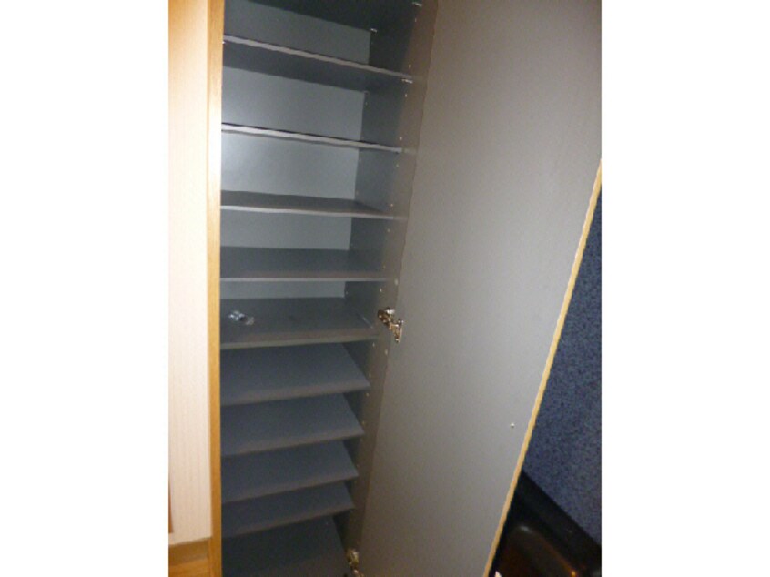 下駄箱 ビクトリーハイツ新港