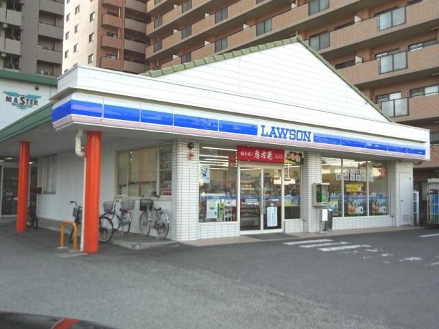 ローソン徳島佐古六番町店(コンビニ)まで652m セルシオン南佐古