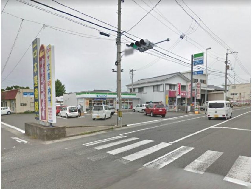 ファミリーマート徳島国府町店(コンビニ)まで1040m ギャラック国府