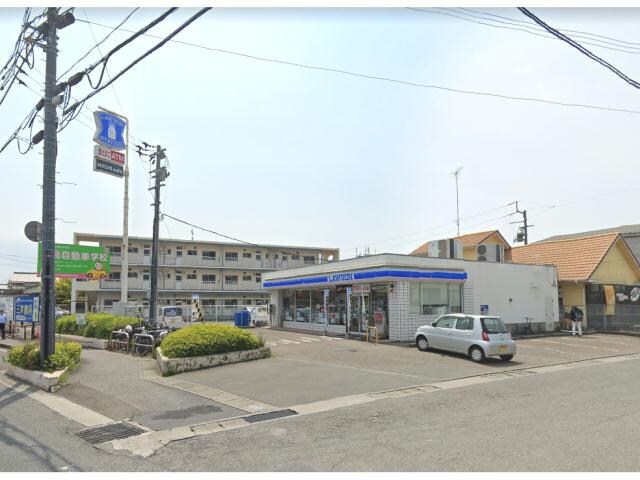 ローソン徳島応神店(コンビニ)まで672m 徳島市営バス/古川 徒歩10分 1階 築26年