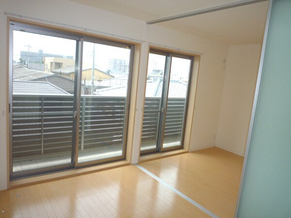 居室 徳島市営バス/安宅一丁目 徒歩5分 3階 築12年