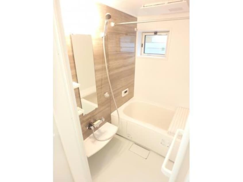  ｱｾﾞﾘｱﾌﾞﾛﾑ