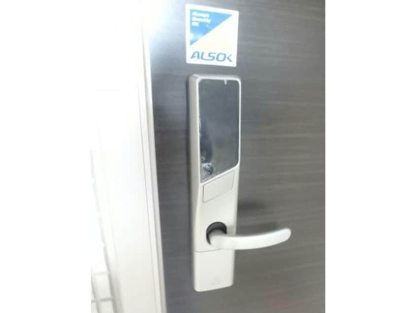  ｱｾﾞﾘｱﾌﾞﾛﾑ