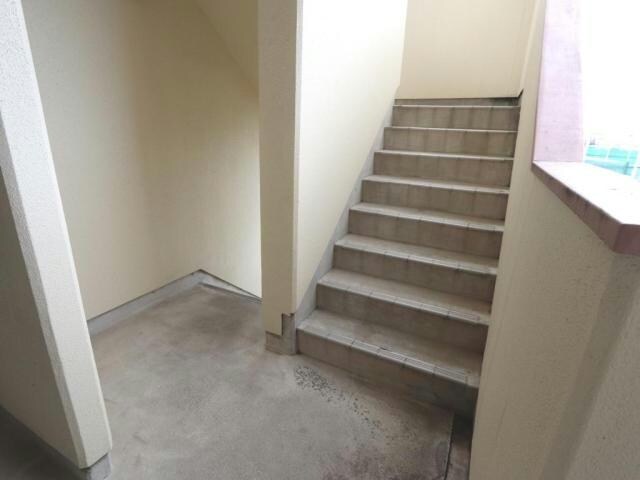 階段 高徳線/徳島駅 徒歩12分 4階 築34年