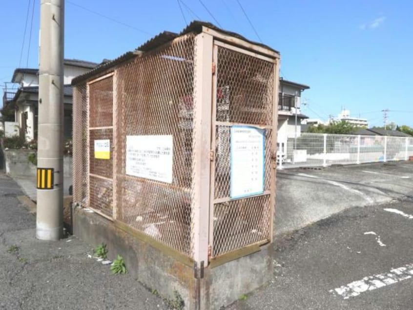 ゴミ置き場 ﾒｿﾞﾝHWL