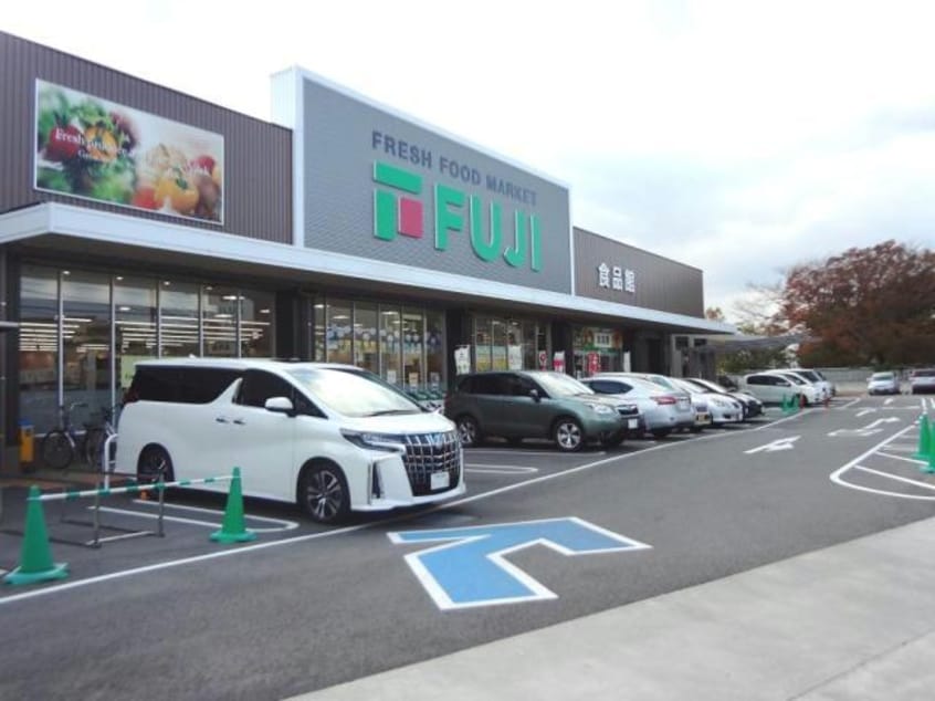 フジ中吉野店(スーパー)まで1245m※フジ中吉野食品店 徳島線/徳島駅 徒歩30分 3階 建築中