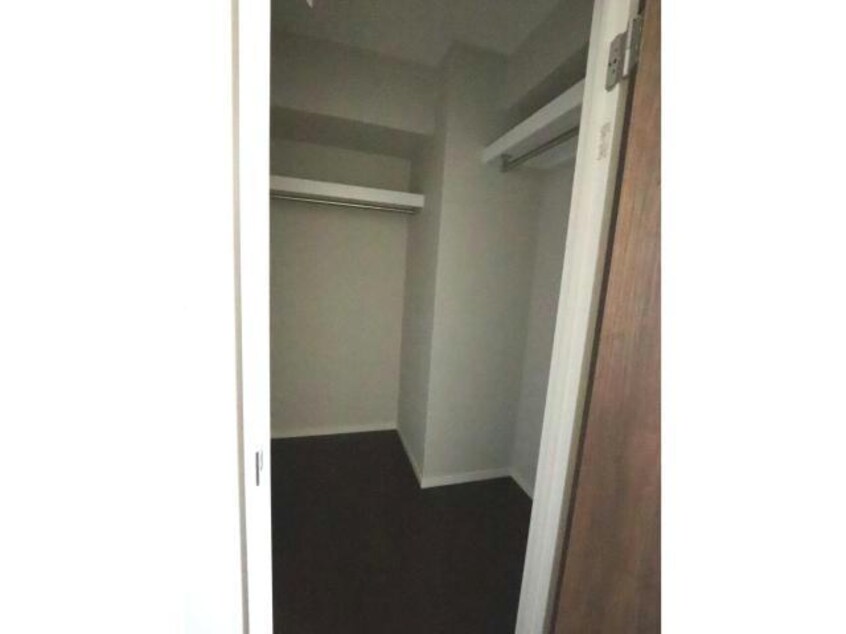 ｳｵｰｸｲﾝｸﾛｰｾﾞｯﾄ 徳島線/徳島駅 徒歩25分 8階 築2年