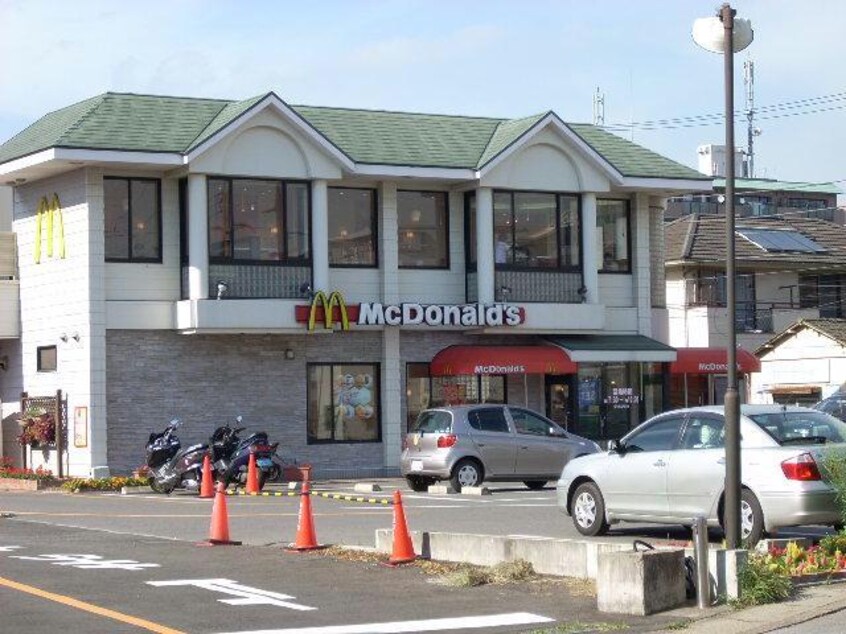 マクドナルド薬円台店(その他飲食（ファミレスなど）)まで459m ラ・フォレ２３