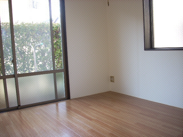  カーサ　フローレスⅡ