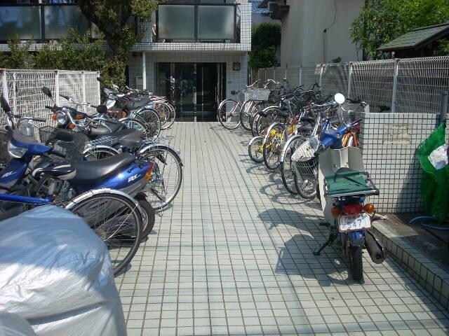 バイク置場 新京成電鉄新京成線/習志野駅 徒歩14分 4階 築32年