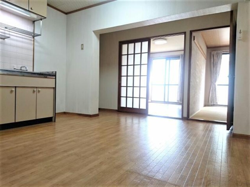 ※別部屋参考写真。 ソワサント福田