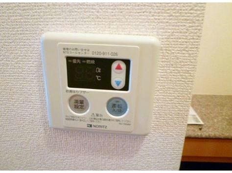  ヴィラ　ウィステリア