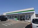 ファミリーマート八千代緑が丘店(コンビニ)まで895m クレストスクエアＢ棟