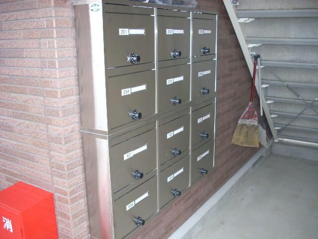 集合ポスト カーサ・プラシード